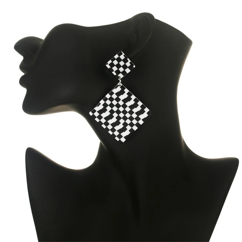 Black White Acrylic Earrings 2019 Large Statement Round Square Geometric Earrings for Women Long Trendy Fashion Jewelry EB429
Black White Acrylic Earrings 2019 Large Statement Round Square Geometric Earrings for Women Long Trendy Fashion Jewelry EB429