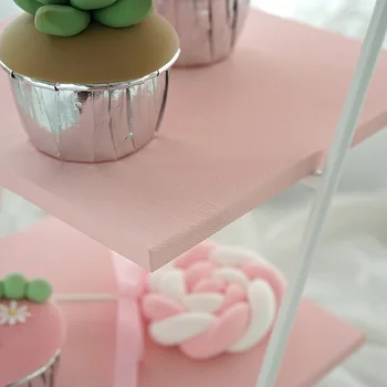 Private afternoon tea three-layer snack racks Cupcake display stand European wedding dessert table multi-layer cake stand 10pcs
Private afternoon tea three-layer snack racks Cupcake display stand European wedding dessert table multi-layer cake stand 10pcs