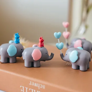 Mini Cute Resin Cartoon Elephant Cake Decoration Kid's Room Decoration Ornament Home Office Desk Decorative Ornament Toy Gift
Mini Cute Resin Cartoon Elephant Cake Decoration Kid's Room Decoration Ornament Home Office Desk Decorative Ornament Toy Gift