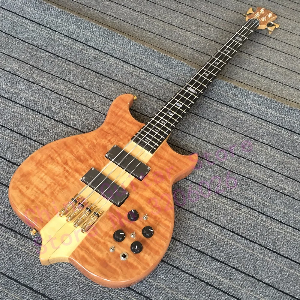 Custom shop Thru maple neck;bass guitar;quilted maple top;Ebony fretboard;Gold hardware
Custom shop Thru maple neck;bass guitar;quilted maple top;Ebony fretboard;Gold hardware