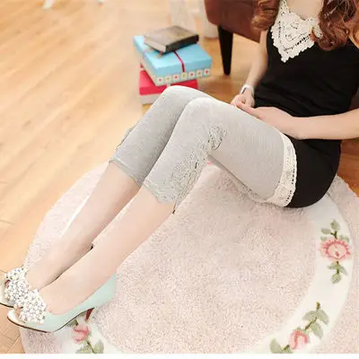Pregnant women pants 2019 summer Korean style patchwork lace leggings maternity stretched belly trousers skinny capris pants
Pregnant women pants 2019 summer Korean style patchwork lace leggings maternity stretched belly trousers skinny capris pants
