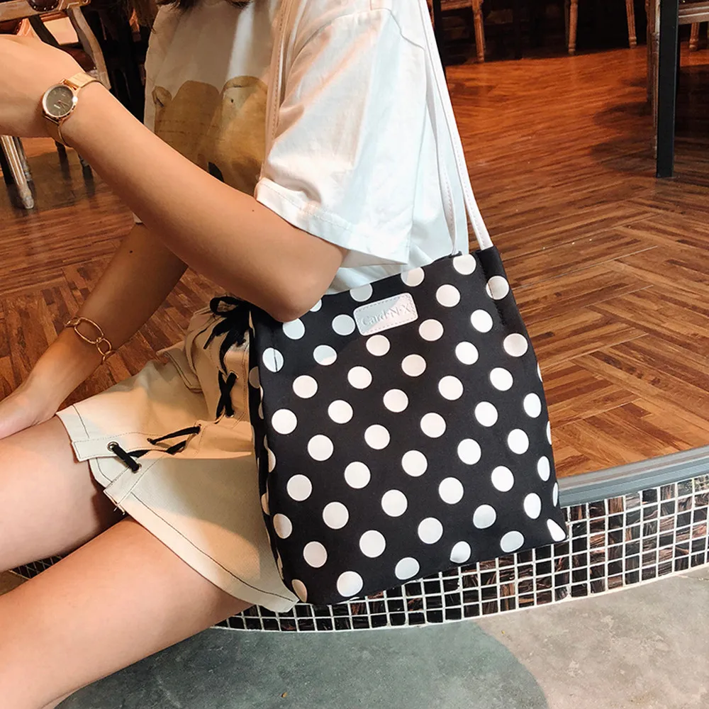 XINIU Brand Woman Dot Shoulder Bag Women Fashion Messenger Bag Wave Point Shoulder Bags Handbag Girls Simple Crossbody Bags 2019
XINIU Brand Woman Dot Shoulder Bag Women Fashion Messenger Bag Wave Point Shoulder Bags Handbag Girls Simple Crossbody Bags 2019