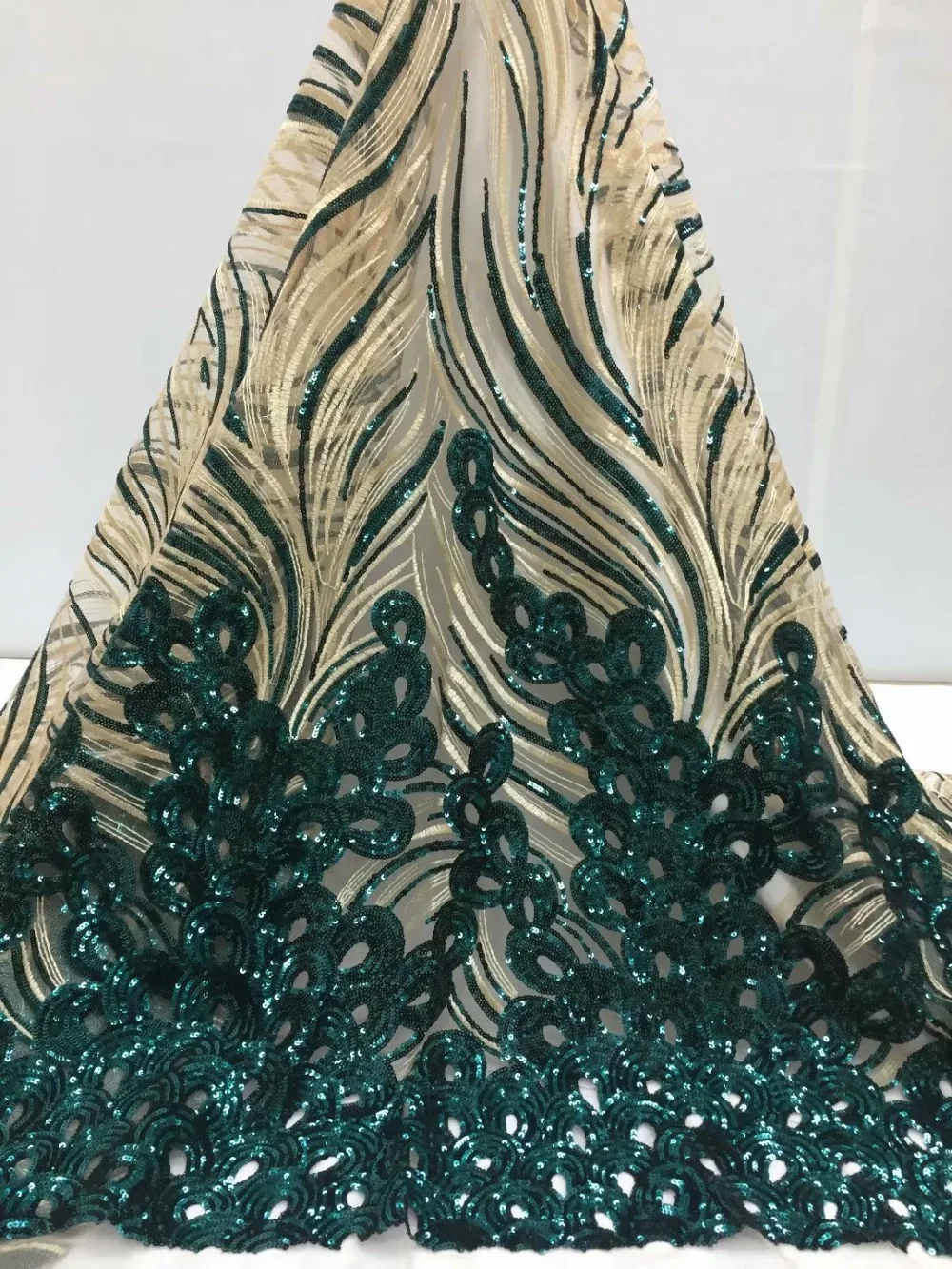 (5yards/lot ) 2019 New High quality emerald green Velvet African tulle lace French net lace fabric with Sequins for party dress
(5yards/lot ) 2019 New High quality emerald green Velvet African tulle lace French net lace fabric with Sequins for party dress