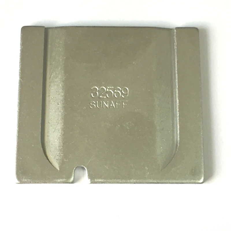 Made in TaiWan SLIDE PLATE BOBBIN COVER TO FIT SINGER 99K, 66K, 185K, 274K, 275K # 32569
Made in TaiWan SLIDE PLATE BOBBIN COVER TO FIT SINGER 99K, 66K, 185K, 274K, 275K # 32569