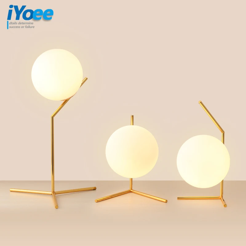Minimalist Art Decor ball Table Lamp Geometry Abstract Design Through-Cared Bedroom Bedside Table light Decoration Abajur
Minimalist Art Decor ball Table Lamp Geometry Abstract Design Through-Cared Bedroom Bedside Table light Decoration Abajur