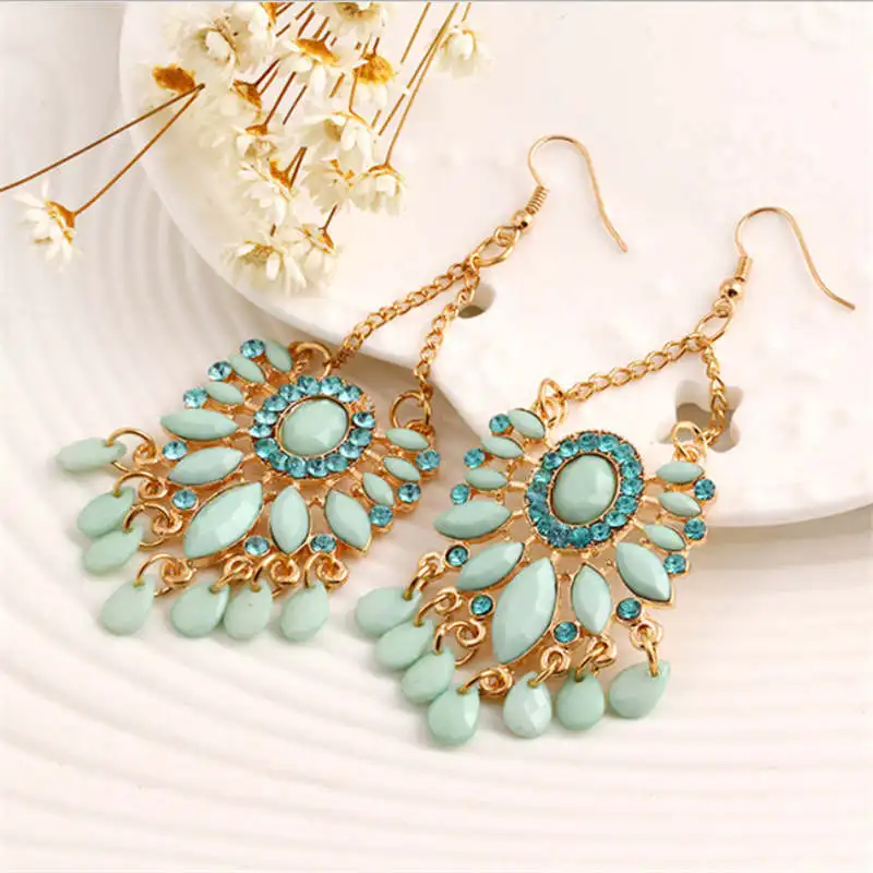 Duohan Bohemian acrylic ear nails personality temperament ethnic trend light Green earrings high-grade fashion metal jewelry
Duohan Bohemian acrylic ear nails personality temperament ethnic trend light Green earrings high-grade fashion metal jewelry