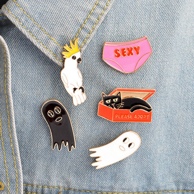 1 pcs cartoon parrot black cat metal badge brooch button pins denim jacket pin jewelry decoration badge for clothes lapel pins
1 pcs cartoon parrot black cat metal badge brooch button pins denim jacket pin jewelry decoration badge for clothes lapel pins