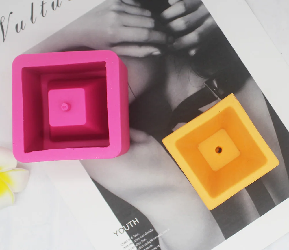 C1324 Incense of incense and gypsum pot potted mold Incense candle cup Candlestick placement of silicone mold
C1324 Incense of incense and gypsum pot potted mold Incense candle cup Candlestick placement of silicone mold