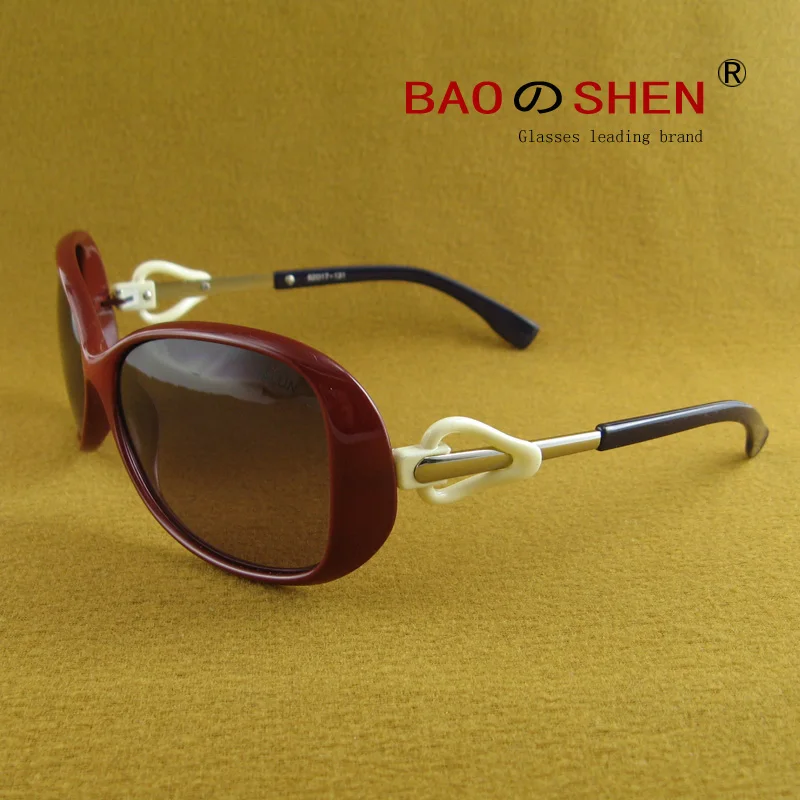 Purple polarized sunglasses female star models net red sunglasses anti-UV tide driving glasses heart-shaped decoration
Purple polarized sunglasses female star models net red sunglasses anti-UV tide driving glasses heart-shaped decoration