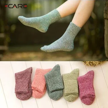 Fcare 10 шт. = 5 пар, новые зимние однотонные женские носки из шерсти в стиле ретро
Fcare 10 шт. = 5 пар, новые зимние однотонные женские носки из шерсти в стиле ретро