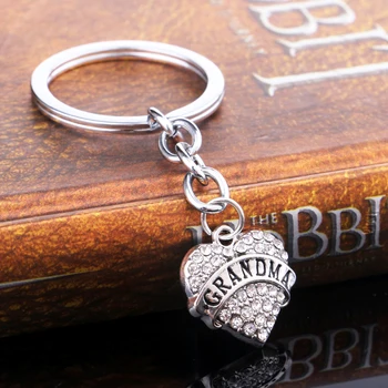

12PC/Lot Shiny Clear Crystal Heart Keychain Family Love Grandma Keyring Gift For Women Nana Grandmother Key Chains Rings Jewelry