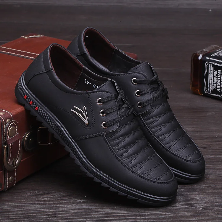 New 2018 Men Casual Shoes Leather Summer Breathable Holes Luxury Brand Flat Shoes for Men Drop Shipping
New 2018 Men Casual Shoes Leather Summer Breathable Holes Luxury Brand Flat Shoes for Men Drop Shipping