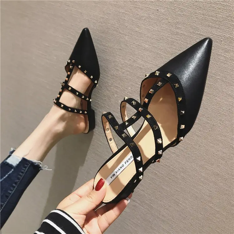 2019 Brand New Spring Korean Style Fashion Platform Slippers Woman Shoes Pointed Shoes Rivet Slippers Flip Flops PU Rubber Tabi
2019 Brand New Spring Korean Style Fashion Platform Slippers Woman Shoes Pointed Shoes Rivet Slippers Flip Flops PU Rubber Tabi
