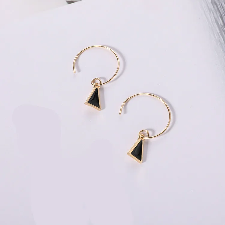 Hot Sale Earrings Punk 2017 New Fashion Earrings Compact Personality Simple Geometric Triangle Ladies Earrings Wholesale Sales
Hot Sale Earrings Punk 2017 New Fashion Earrings Compact Personality Simple Geometric Triangle Ladies Earrings Wholesale Sales