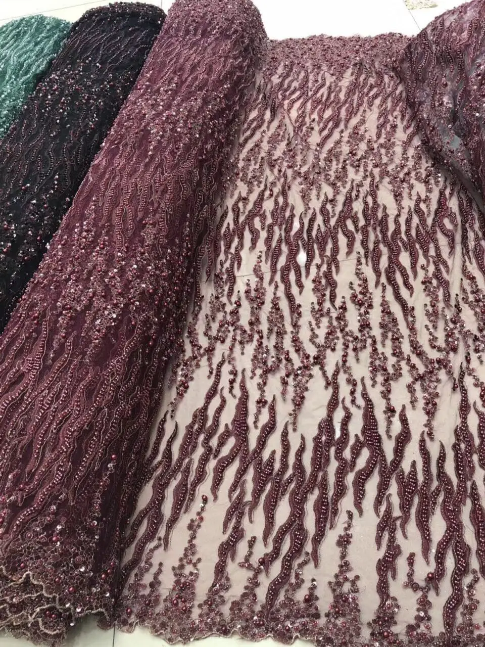 6 colours New Bride fashion pink gray dark green purple super heavy pearls beading wedding dress lace fabric
6 colours New Bride fashion pink gray dark green purple super heavy pearls beading wedding dress lace fabric