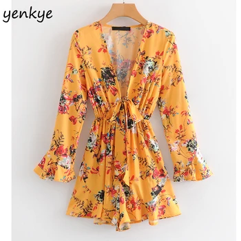 2019 Floral Print Boho Summer Beach Jumpsuit Women Sexy Deep V Neck Long Sleeve Casual Rompers Womens Jumpsuit Short SYJZ1902
2019 Floral Print Boho Summer Beach Jumpsuit Women Sexy Deep V Neck Long Sleeve Casual Rompers Womens Jumpsuit Short SYJZ1902