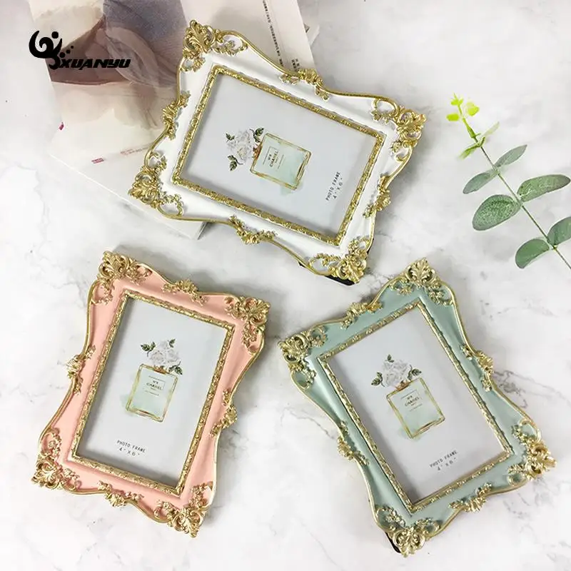 European Style Retro Carved Flower Photo Frames 20x15cm Desktop Picture Frames Resin Craft Ornaments Home Decor
European Style Retro Carved Flower Photo Frames 20x15cm Desktop Picture Frames Resin Craft Ornaments Home Decor