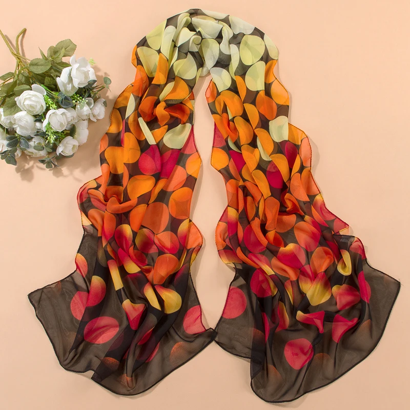 2016 new fashion style designer chiffon silk scarves women headband Plaid sunscreen spring autumn accessories kerchief
2016 new fashion style designer chiffon silk scarves women headband Plaid sunscreen spring autumn accessories kerchief