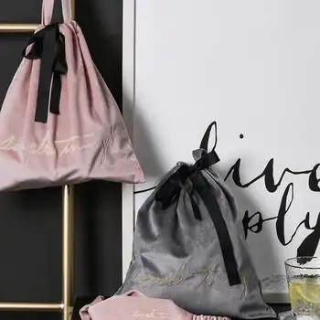 Drawstring Storage Bags Vintage Nordic Velvet Storage Bag Portable Velvet Handbag Jewelry Pouches Home Organization
Drawstring Storage Bags Vintage Nordic Velvet Storage Bag Portable Velvet Handbag Jewelry Pouches Home Organization