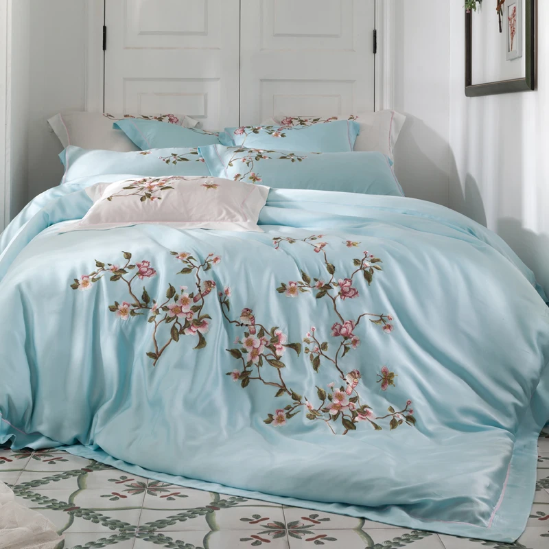 Blue Bedding set King size 4/7pcs flower Embroidery bedsheet pillowcase Soft tencel duvet cover Queen bed set quilt bedlinen
Blue Bedding set King size 4/7pcs flower Embroidery bedsheet pillowcase Soft tencel duvet cover Queen bed set quilt bedlinen