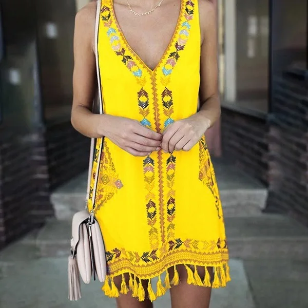 Summer Vintage Boho Dress Plus Size Female Dresses Beach Elegant Loose Clothing Ladies Tassel Embroidery Dress Women Tribal Tops
Summer Vintage Boho Dress Plus Size Female Dresses Beach Elegant Loose Clothing Ladies Tassel Embroidery Dress Women Tribal Tops