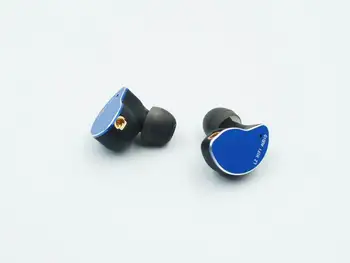 LZ Z05A Carbon Nanocoated Dynamic Driver MMCX Detachable HiFi In-ear Earphones with Mic
LZ Z05A Carbon Nanocoated Dynamic Driver MMCX Detachable HiFi In-ear Earphones with Mic