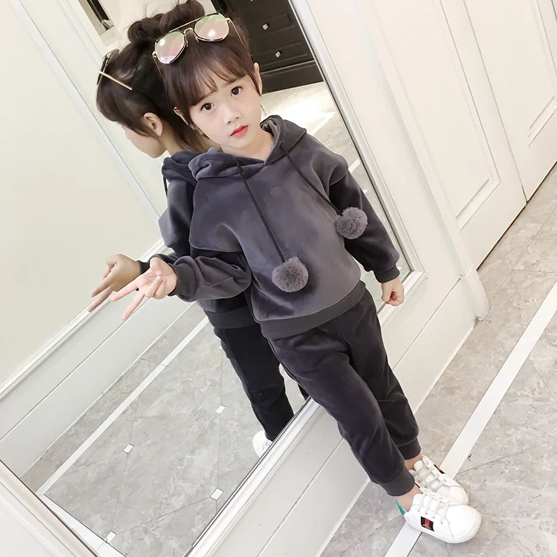 2019 Fall Winter New Girls Gold Velvet Clothes Set Baby Kids Sweater Suit Children's Thickening Clothing Coat + Pant 2 Pcs A636
2019 Fall Winter New Girls Gold Velvet Clothes Set Baby Kids Sweater Suit Children's Thickening Clothing Coat + Pant 2 Pcs A636