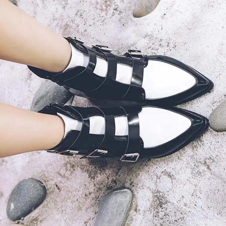 European beauty shoes with 2018 women's boots new thick with Martin boots short boots large size thick non-slip Martin boots 43
European beauty shoes with 2018 women's boots new thick with Martin boots short boots large size thick non-slip Martin boots 43