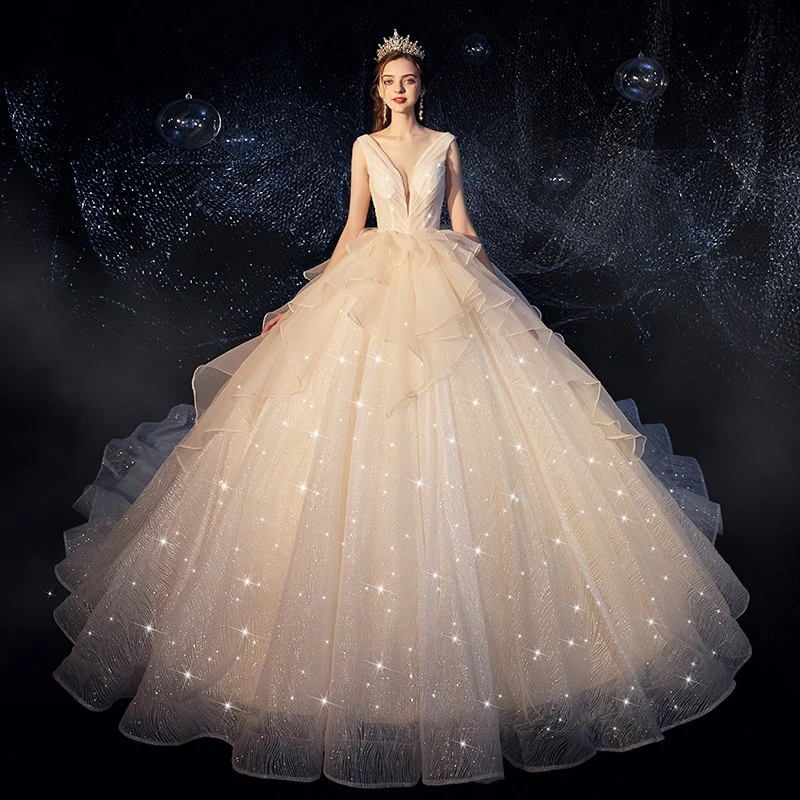 SERMENT French light wedding dress 2019 new bride starry sky out of the door simple slimming luxury trailing small
SERMENT French light wedding dress 2019 new bride starry sky out of the door simple slimming luxury trailing small