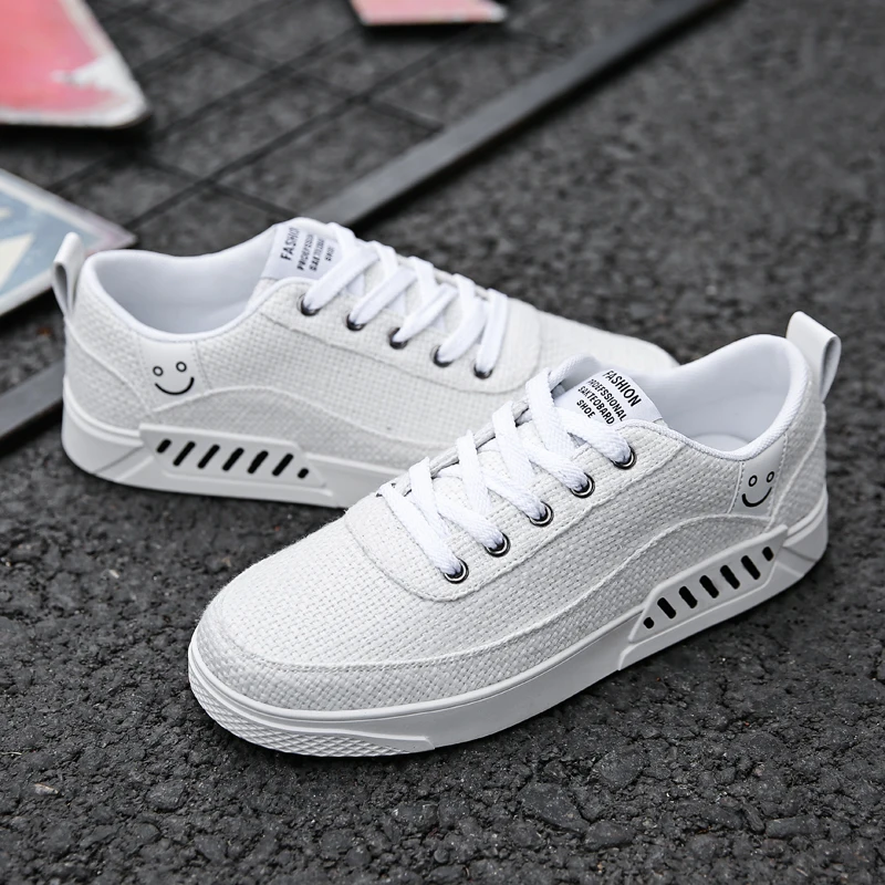 2019 New Flat Canvas Shoes Male Fashion Non-slip Sneakers Summer Outdoor Lightweight Comfortable Breathable Casual ShoesC4
2019 New Flat Canvas Shoes Male Fashion Non-slip Sneakers Summer Outdoor Lightweight Comfortable Breathable Casual ShoesC4