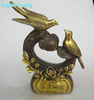 Collection Chinese Old Copper Carved 2 magpie Sculpture/Art Antique Wedding Decoration Bird Statue
Collection Chinese Old Copper Carved 2 magpie Sculpture/Art Antique Wedding Decoration Bird Statue