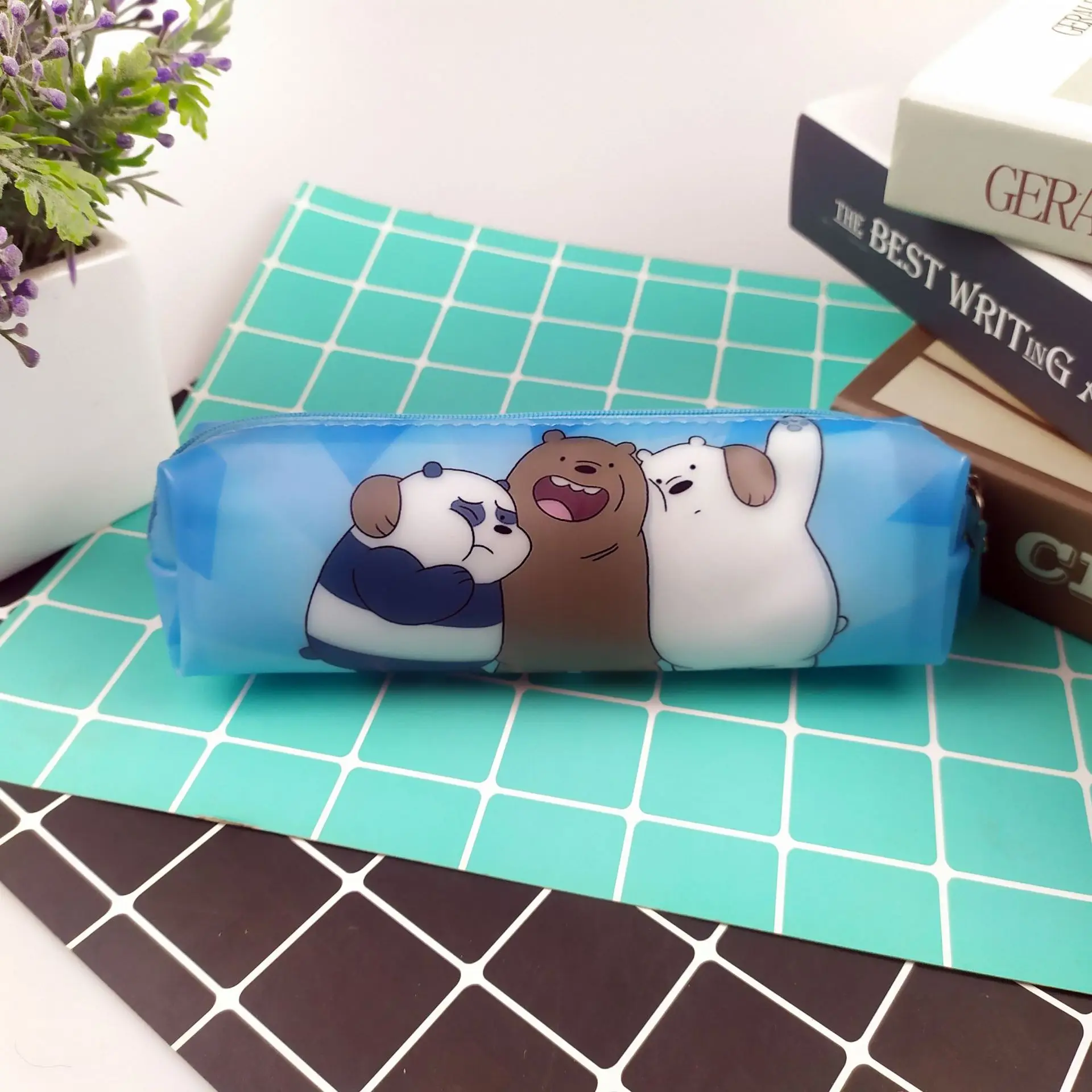Cartoon Bear Pencil case Cute Large Capacity pencil bag pen box Stationery pouch office School Supplies Escolar
Cartoon Bear Pencil case Cute Large Capacity pencil bag pen box Stationery pouch office School Supplies Escolar
