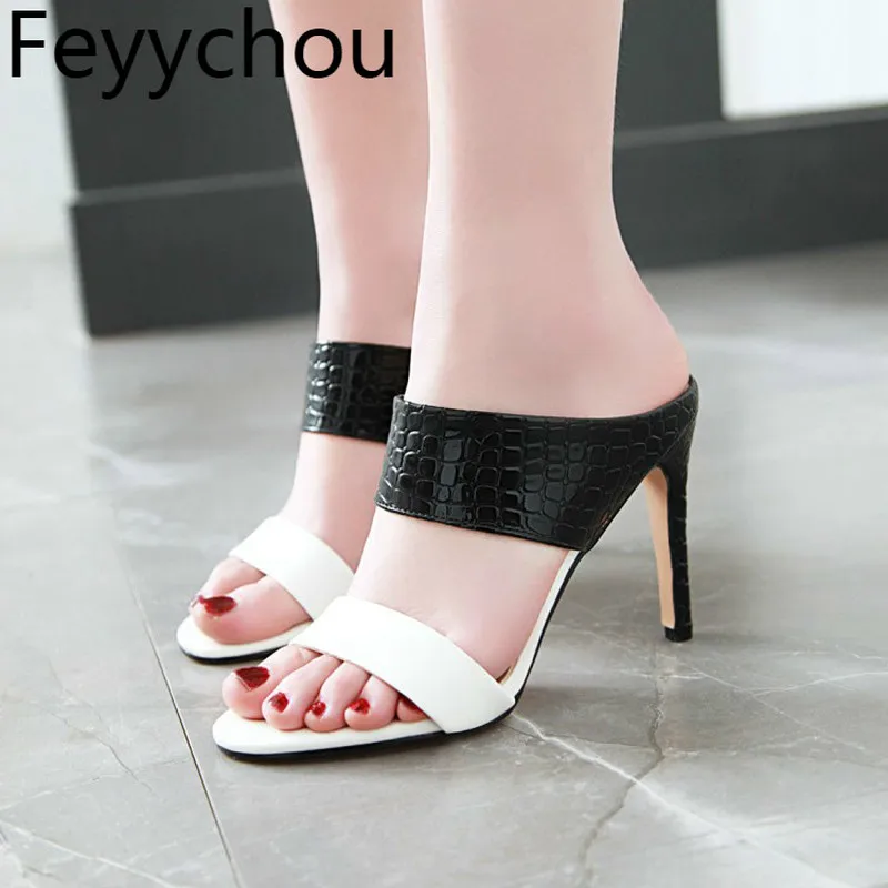 Women Slippers Super High Heels Pu Peep Toe Slip on Thin Heel 2019 New Sexy Fashion Outside Casual Summer Spring Big Size 34-48
Women Slippers Super High Heels Pu Peep Toe Slip on Thin Heel 2019 New Sexy Fashion Outside Casual Summer Spring Big Size 34-48