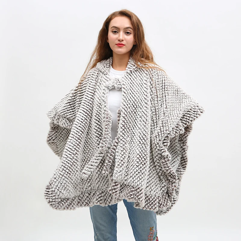 Women Loose Casual Capes Winter Warm Thick Poncho Soft Cardigan With hat Fashion Batwing Sleeves Coat
Women Loose Casual Capes Winter Warm Thick Poncho Soft Cardigan With hat Fashion Batwing Sleeves Coat