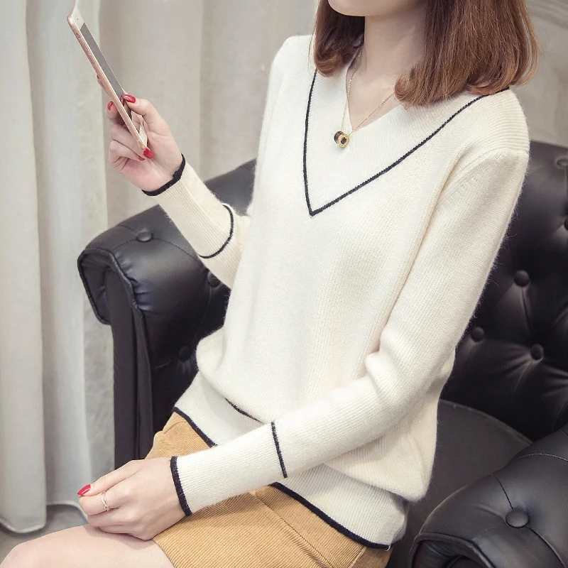 OHCLOTHING Sweater female V female head neck sweater set 2018 new spring collar sweater loose all-match heart-shaped bright silk
OHCLOTHING Sweater female V female head neck sweater set 2018 new spring collar sweater loose all-match heart-shaped bright silk