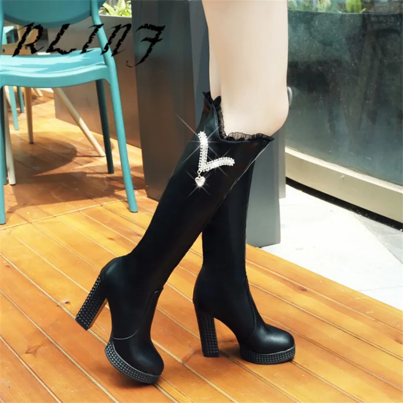 RLINF Elegant Lace Side Rhinestone Velvet Thick with High Heel Waterproof Platform Round Head Female Over The Knee Long Boots
RLINF Elegant Lace Side Rhinestone Velvet Thick with High Heel Waterproof Platform Round Head Female Over The Knee Long Boots
