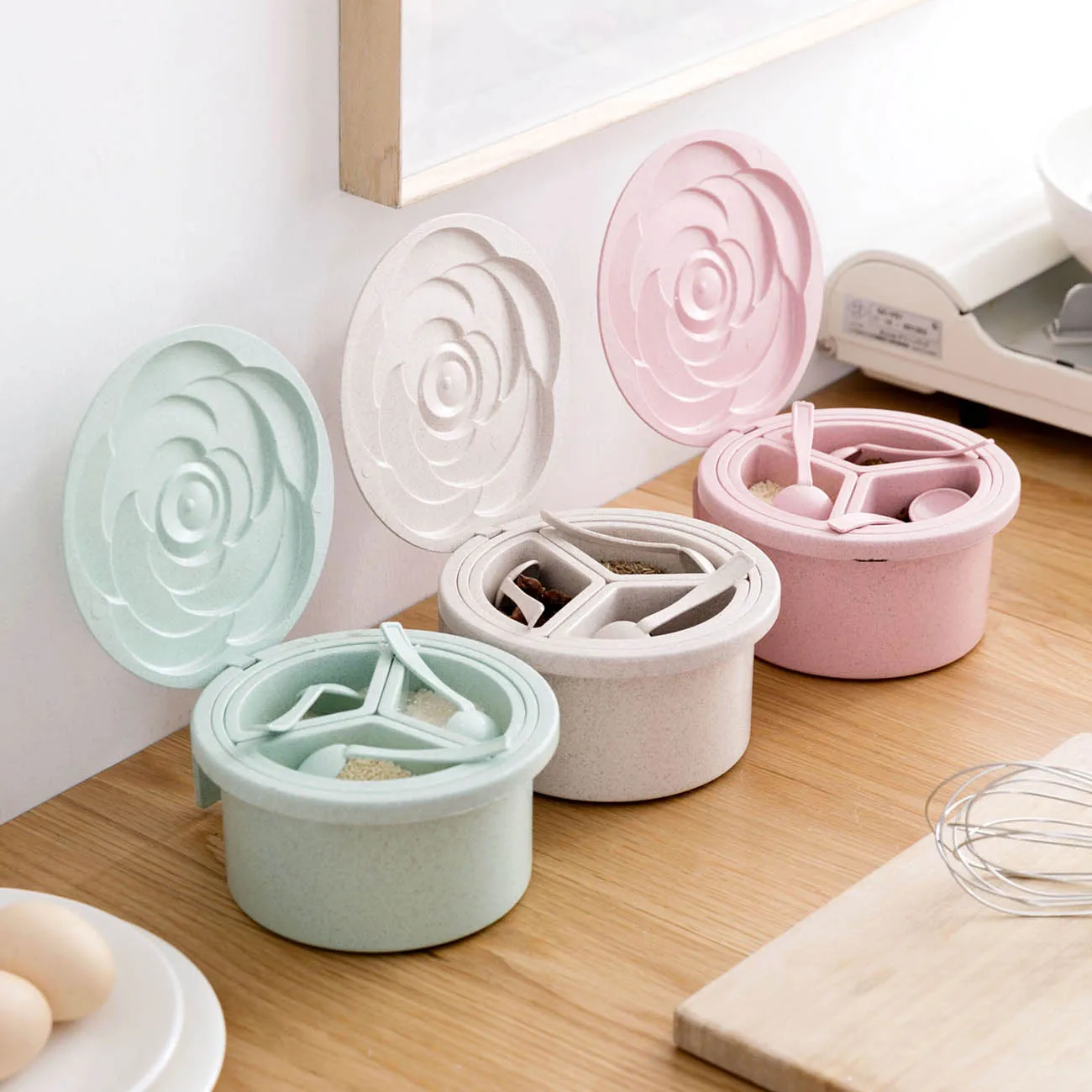 3 in 1 Plastic Spice Jar Seasoning Box Can Salt Pepper Spice Container Organizer Condiment Dispenser Kitchen Cruet Spice Bottles
3 in 1 Plastic Spice Jar Seasoning Box Can Salt Pepper Spice Container Organizer Condiment Dispenser Kitchen Cruet Spice Bottles