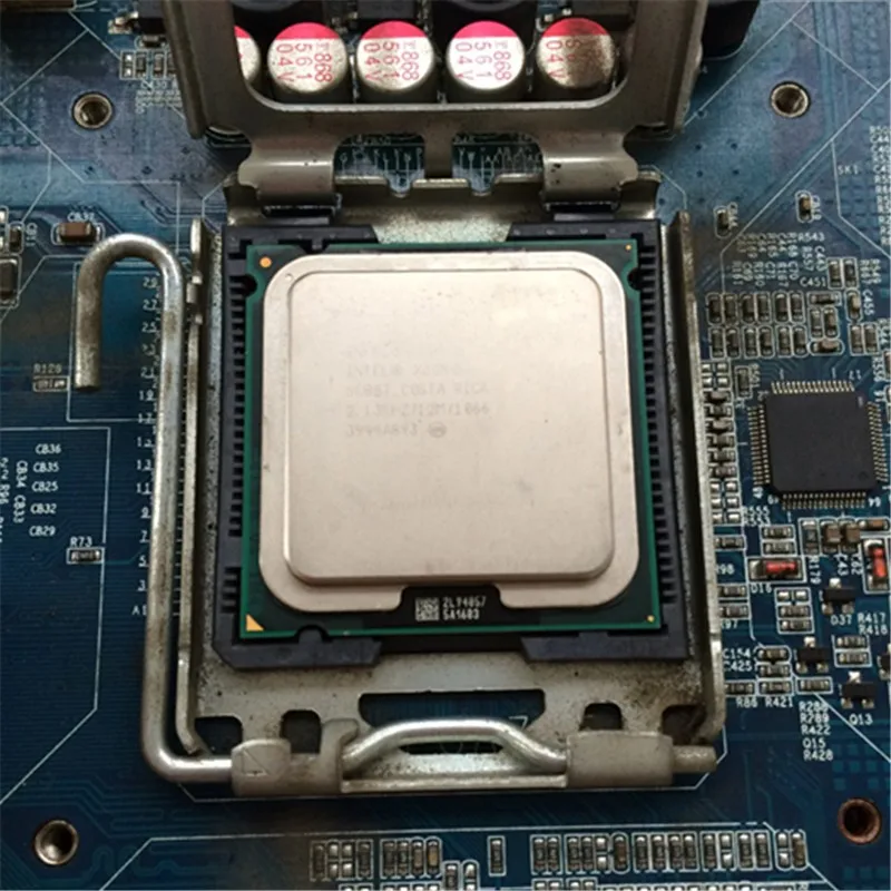 ЦП XEON E5440 2 83 ГГц/LGA771/L2 кэш память 12 МБ/четырехъядерный/FSB 1333 МГц/45 нм/процессор