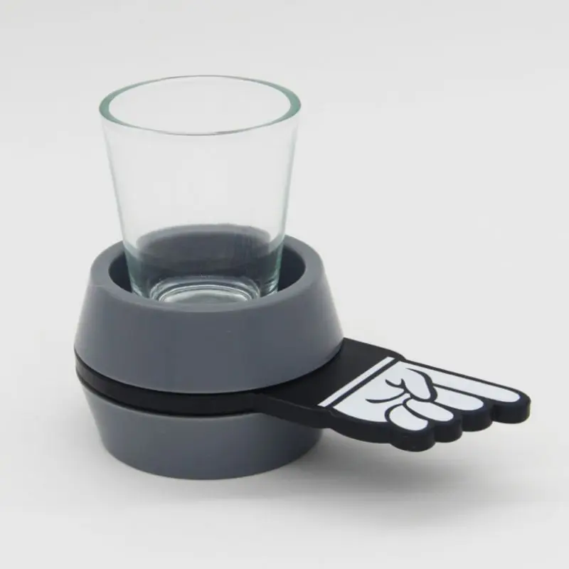 

Portable Drinking Happy Game Shot Funny Bear Glass Spinner with Finger Turntable Toys for Parties Holidays With Friends