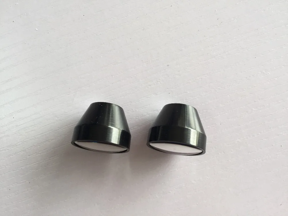 TAO'S N32-2.5X fashionable high quality dental surgical loupes! TTL through-the-lens for barrels only
TAO'S N32-2.5X fashionable high quality dental surgical loupes! TTL through-the-lens for barrels only