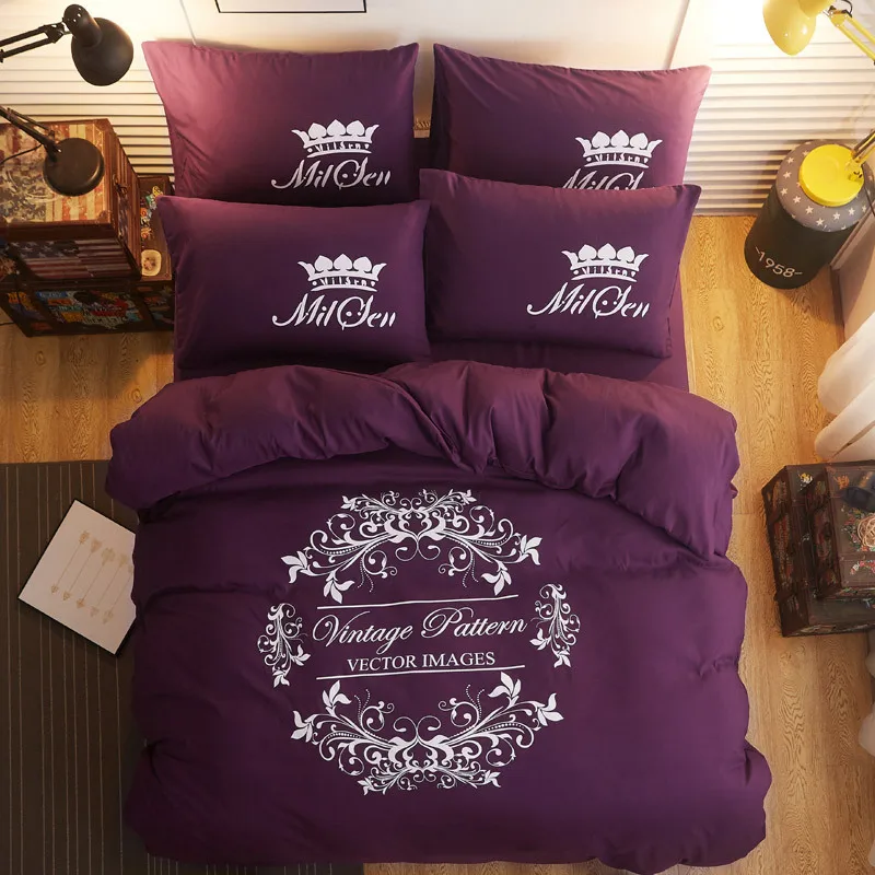 4pcs/set Simple European style family Bedding set(1 Duvet Cover,1 beddingsheet,2 pillow covers) cotton Sueded bedding sets
4pcs/set Simple European style family Bedding set(1 Duvet Cover,1 beddingsheet,2 pillow covers) cotton Sueded bedding sets