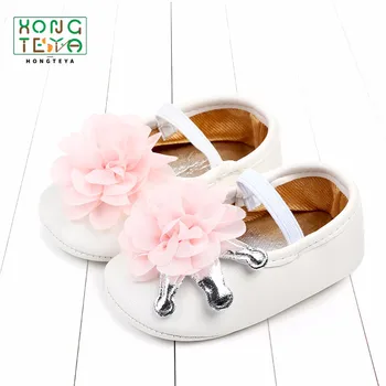 2020 Newborn PU Leather Floral baby moccasins Crown Big Flower Princess baby girls shoes Soft Soled Anti-slip Bebe Shoe
2020 Newborn PU Leather Floral baby moccasins Crown Big Flower Princess baby girls shoes Soft Soled Anti-slip Bebe Shoe