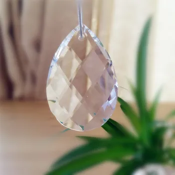 Dazzling 50mm 15pcs Transparent White Grid Almond Shape Crystal Chandeliers Drops Hanging Pendants for Handmade Lamp Diy Design
Dazzling 50mm 15pcs Transparent White Grid Almond Shape Crystal Chandeliers Drops Hanging Pendants for Handmade Lamp Diy Design