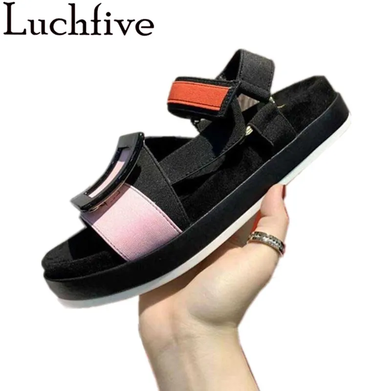 Cross-band Square Buckle Sandals Women Hooks Soft Sole sandalias mujer 2019 Flat Beach Shoes Comfortable Gladiator Sandals Woman
Cross-band Square Buckle Sandals Women Hooks Soft Sole sandalias mujer 2019 Flat Beach Shoes Comfortable Gladiator Sandals Woman