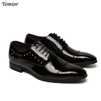 Yomior Vintage Rivet Fashion Men Pointed Toe Dress Casual Shoes Formal Business Lace-Up Leather Shoes Barber Work Oxfords Black
Yomior Vintage Rivet Fashion Men Pointed Toe Dress Casual Shoes Formal Business Lace-Up Leather Shoes Barber Work Oxfords Black