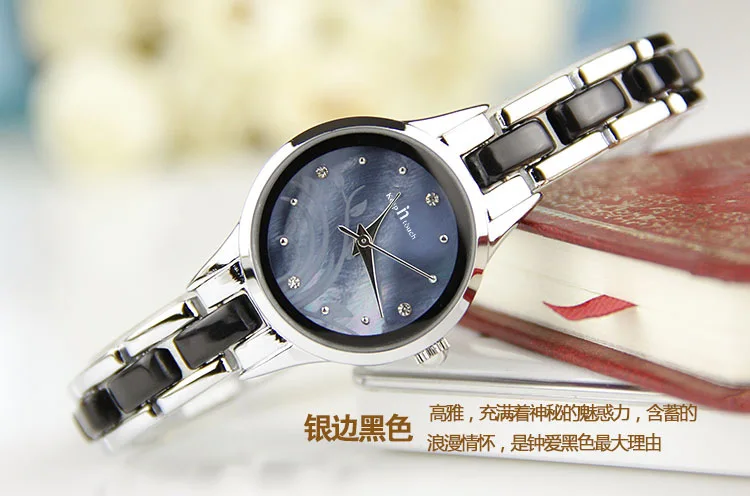 4421043701_1977105566