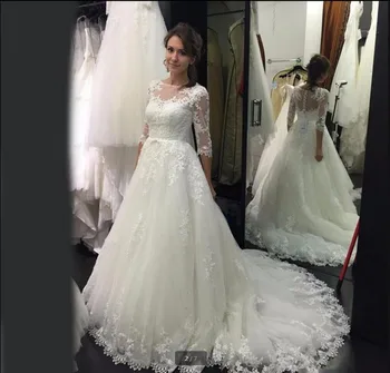 2016 new design ball gown 3/4 sleeve modest wedding dress lace appliques back button court train wedding gowns hot sale
2016 new design ball gown 3/4 sleeve modest wedding dress lace appliques back button court train wedding gowns hot sale