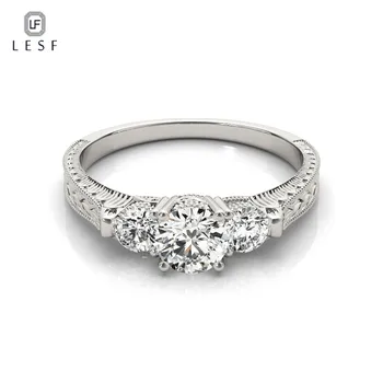 LESF 925 Sterling Silver Engraving Pattern 3 Stone Round Zircon Fashion Ring Exquisite Valentine's Day Gift
LESF 925 Sterling Silver Engraving Pattern 3 Stone Round Zircon Fashion Ring Exquisite Valentine's Day Gift