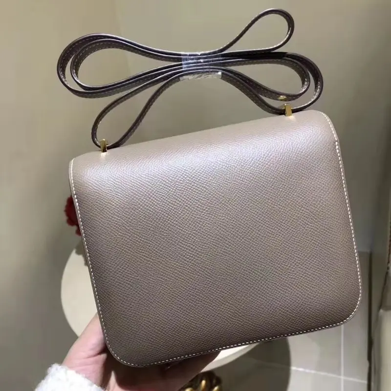 WC0290 100% Genuine Leather Luxury Handbags Women Bags Designer Crossbody Bags For Women Famous Brand Runway
WC0290 100% Genuine Leather Luxury Handbags Women Bags Designer Crossbody Bags For Women Famous Brand Runway