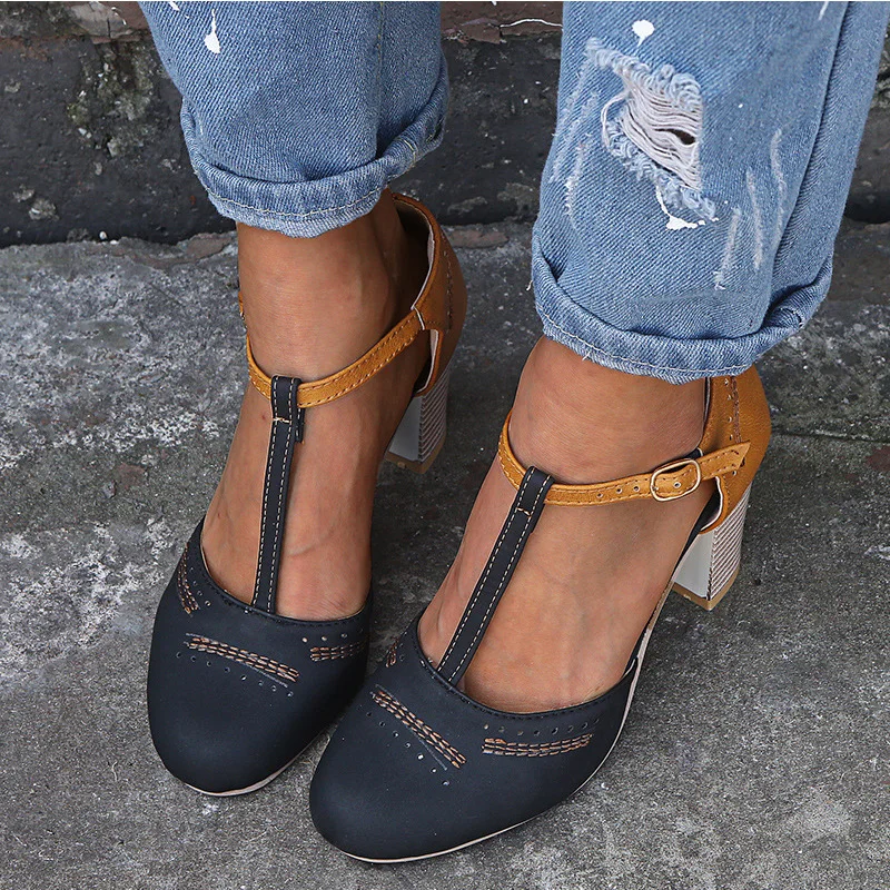 Women Platform Footprint Round Foot Shoes High Bomb Jump Shoes Ladies Square T -tied Square Dressed in Bride's Leap -Shoes
Women Platform Footprint Round Foot Shoes High Bomb Jump Shoes Ladies Square T -tied Square Dressed in Bride's Leap -Shoes